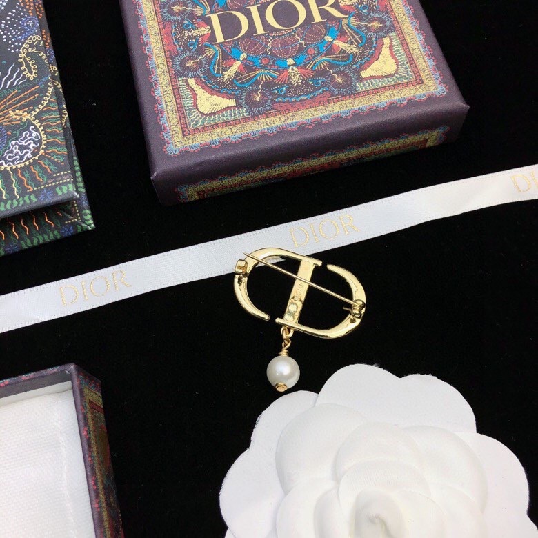 Christian Dior Brooches